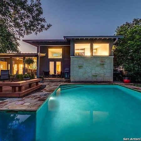 Serene Pool & Firepit In Stunning Home By Airport San Antonio Exteriör bild