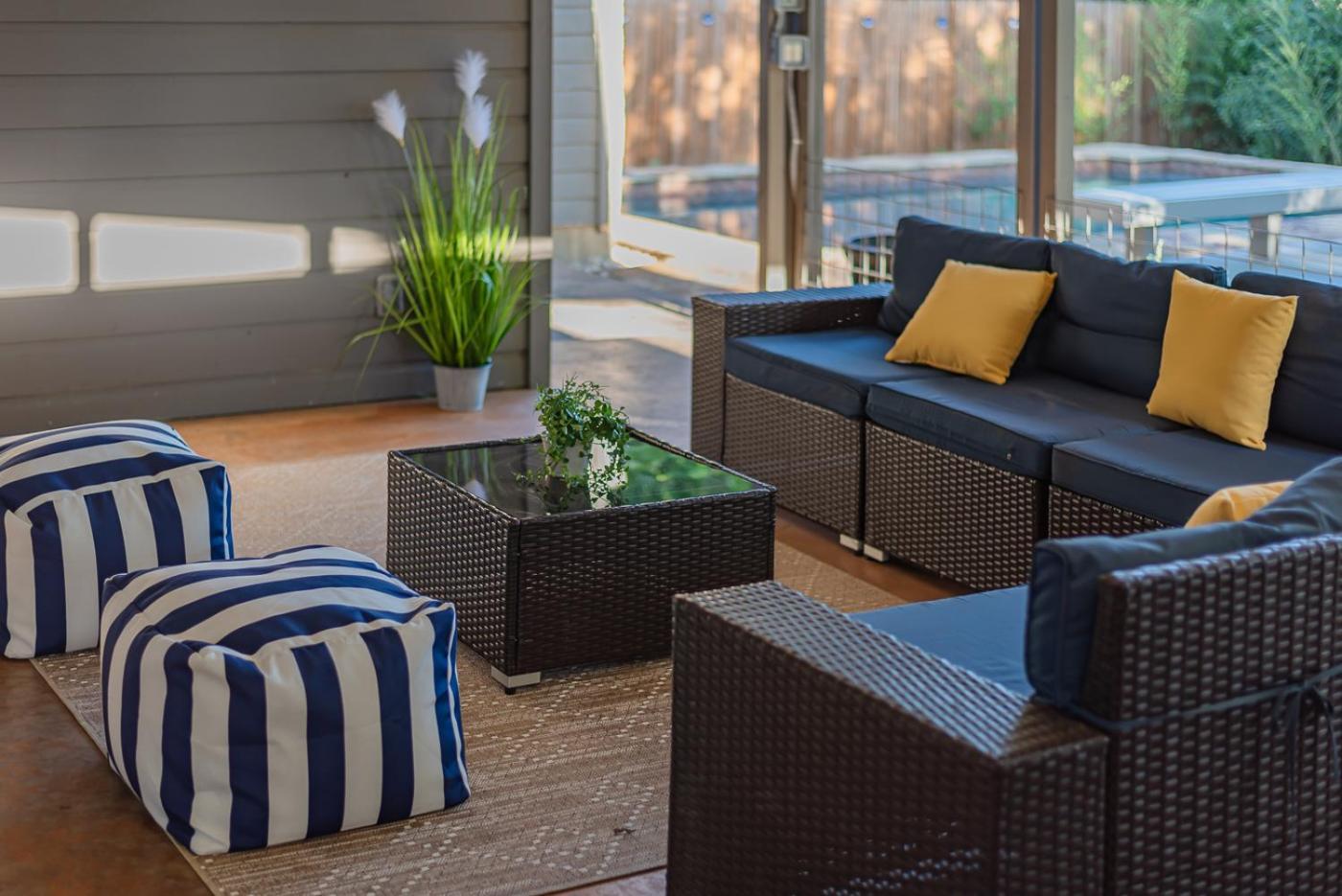 Serene Pool & Firepit In Stunning Home By Airport San Antonio Exteriör bild